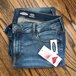 Old navy rockstar super skinny with Lycra